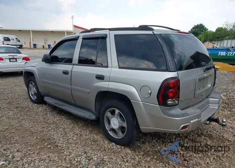 2007 Chevrolet Trailblazer Ls from USA, damaged, VIN 1GNDS13S772136517